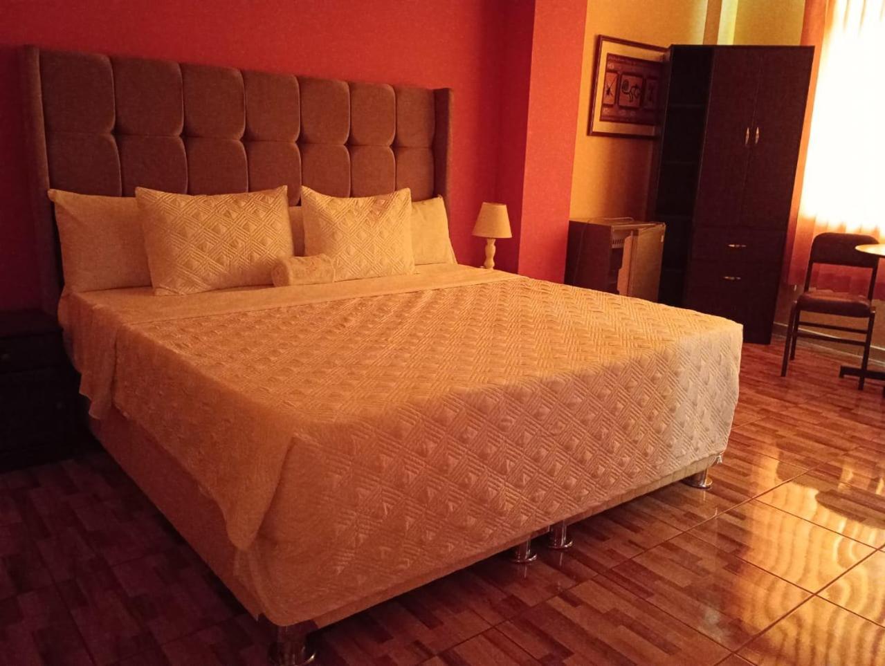 Madison Suite Tacna Esterno foto